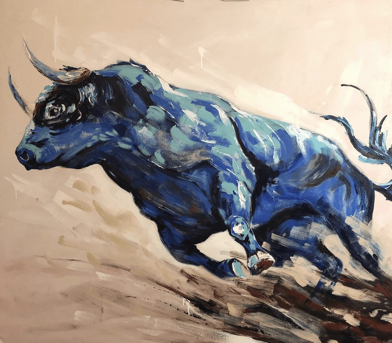 Blue and black painted horse in motion, with a beige background, showing dynamic brushstrokes.